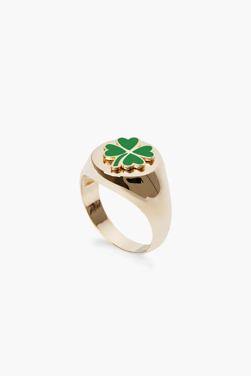 The Circle Clover Ring